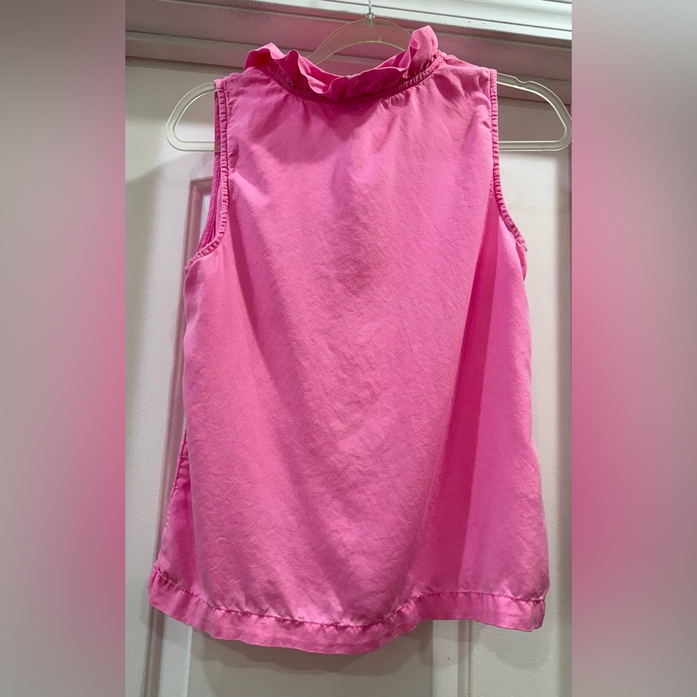 crown & ivy Pink Ruffle V-Neck Sleeveless Blouse Size Medium Petite - Picture 4 of 10